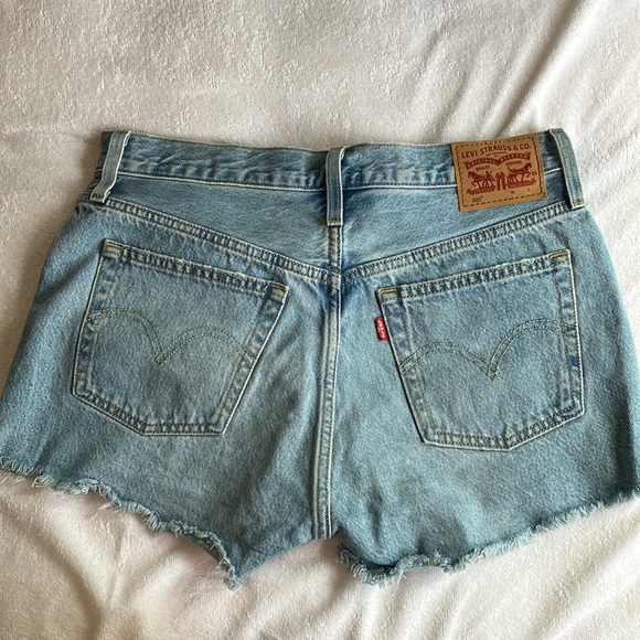 Levi’s 501 shorts - Picture 2 of 2